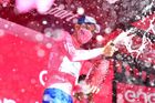 Mäder vyhrál, Maďar vede. Giro má po kopcovité etapě nového lídra, řádil se sektem