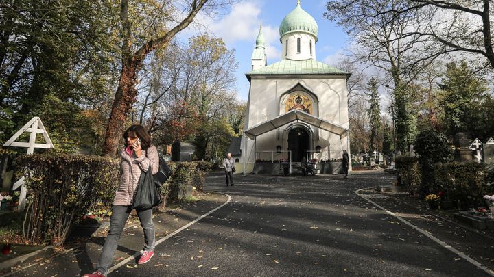Církev v kryptě na hřbitově pořádala hostiny. Správa jí kvůli tomu smlouvu vypověděla; Zdroj foto: Jakub Plíhal