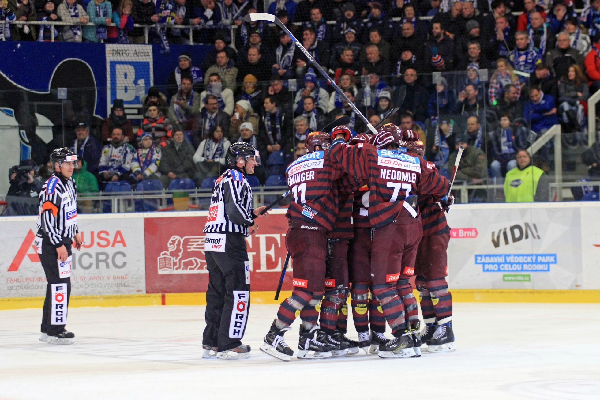 Kometa Brno, HC Sparta Praha, 35. kolo extraligy 2016/17