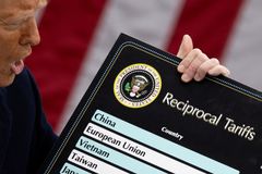 Přijdou opravdu americká cla? Evropa hrozí digitální daní pro Apple či Google