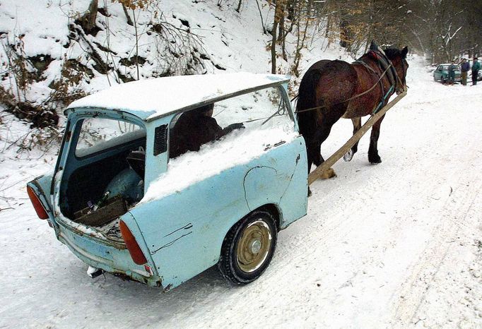 Trabant
Uplynulo 30 let od sjednocení ekonomik východního a západního Německa.