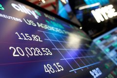 Dow Jonesův index poprvé v historii překonal hranici 20 000 bodů