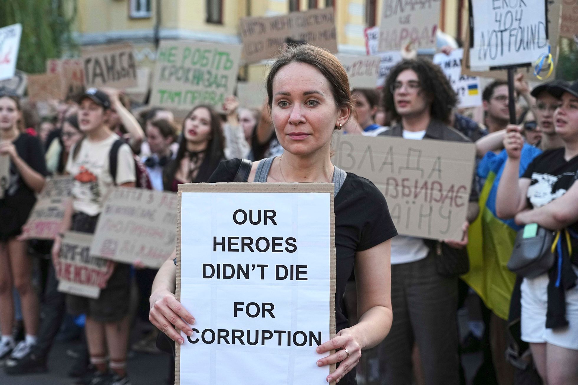 Ukrajina, protest, zákon, Zelenský