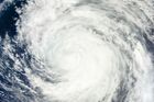 Tajfun zabil v Japonsku 20 lidí, desítky nezvěstných
