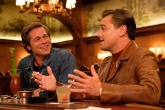 Fila: Pitt a DiCaprio jako dokonalý pár. Tarantinův "Hollywood" napíná do konce