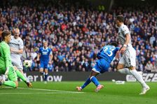 Rangers - Plzeň 2:0. Domácí zvyšují těsně před pauzou, Dessers proměnil penaltu