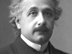 Měl Einstein opět pravdu?
