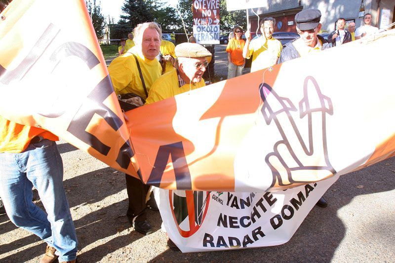 Pro a proti radaru v Míšově