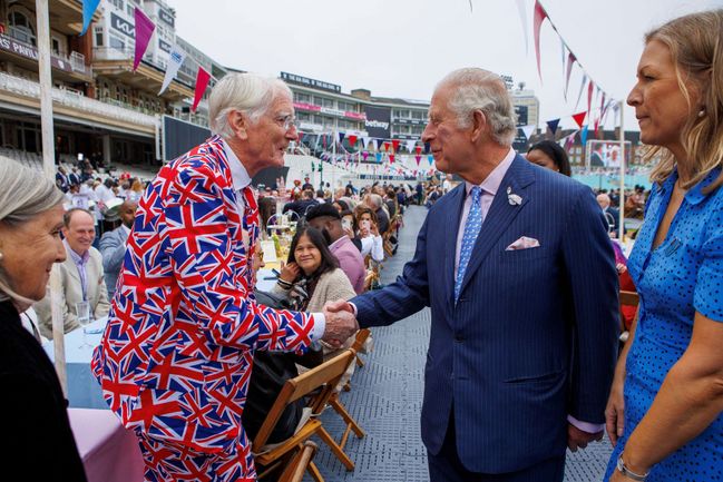 Nejbritštější oblek.