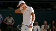 Tomáš Berdych v semifinále Wimbledonu 2017 proti Federerovi