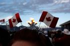 Kanadský parlament vyslyšel kritiku feministek. Z textu státní hymny nově zmizí slovo "synové"