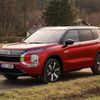 Mitsubishi Outlander PHEV 2025