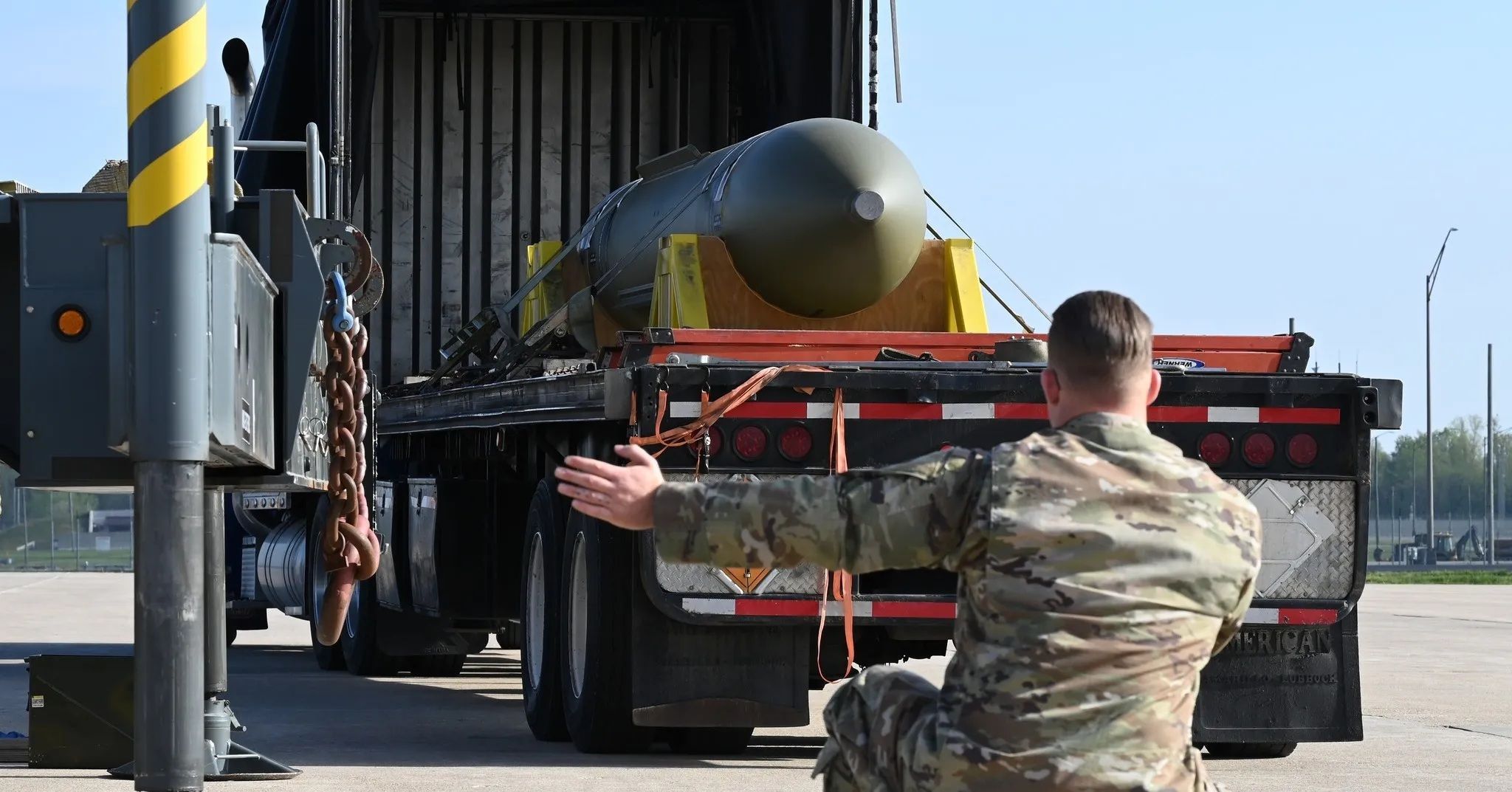 MPB, Bomba, USAF, B2 Spirit, Izrael, Irán,