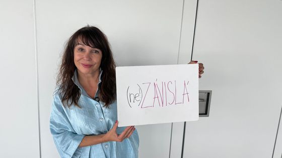 Herečka Nela Boudová byla hostem v podcastu (ne!)ZÁVISLÁ.