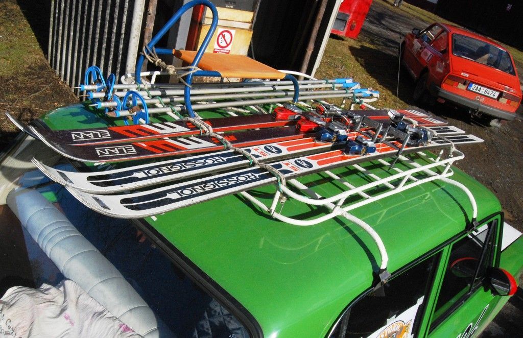Zimní veteránská rally na Kokořínsku