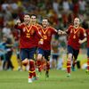 Španělští fotbalisté slaví postup do finále Poháru FIFA 2013