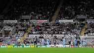 Poloprázdný St. James Park. Ne snad že by pohár v Anglii táhl diváky tak málo, to je proto, že Newcastle je v krizi