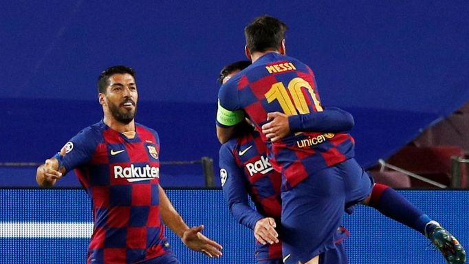 Clement Lenglet slaví gól v odvetném osmifinále Ligy mistrů Barcelona - Neapol