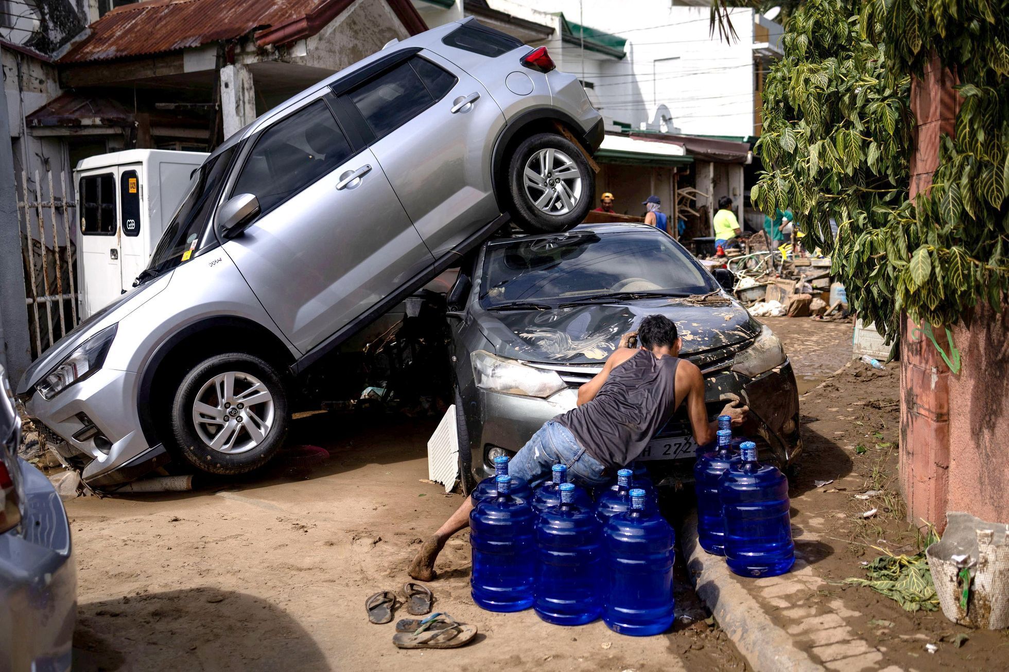 Filipíny, Tajfun, Fung-wong