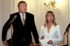 Topolánek po rozvodu: Plat šéfa ODS chce posílat ženě