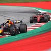 Max Verstappen, Red Bull  a Charles Leclerc, Ferrari při GP Rakouska F1 2022