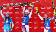 Strachová v součtu obou kol nestačila pouze na fenomenální Američanku Michaelu Shiffrinovou. Třetí skončila Švýcarka Holdenerová.