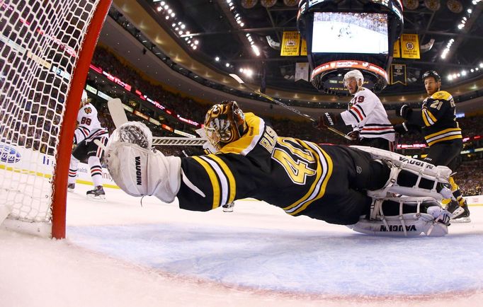 Čtvrtý finálový souboj Stanley Cupu: Boston Bruins - Chicago Blackhawks