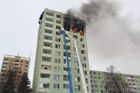 V bytovém domě v Prešově vybuchl plyn. Nejméně pět lidí zemřelo, polovina budovy hoří