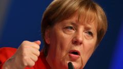 Angela Merkelová při projevu na sjezdu CDU v Essenu.