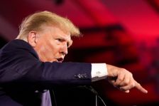 Trump "zabil" Cheneyovou a chystá se ničit dál. Nejde mu o Ameriku, ale o sebe