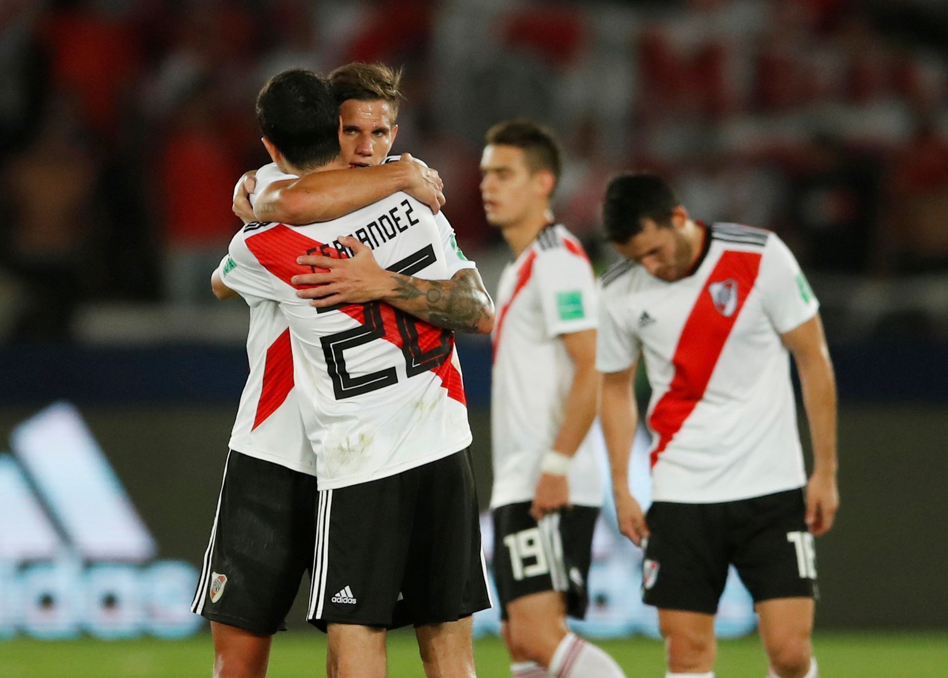 Hráči River Plate slaví třetí místo v MS klubů