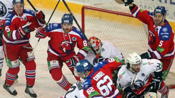 Hokejisté Lva mohou slavit třetí výhru nad Záhřebem.
