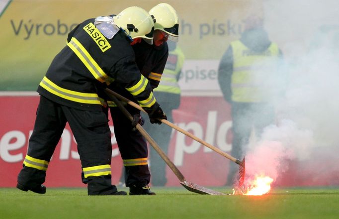 GL, Teplice-Sparta: hasiči