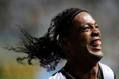 VIDEO Ronaldinho slaví. S Mineirem ovládl Pohár osvoboditelů
