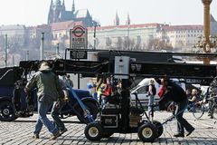 V Česku se loni natočilo 40 zahraničních seriálů a filmů, štáby utratily pět miliard