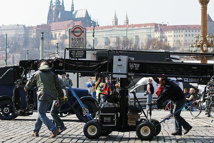 Filmový štáb "zaparkoval" u Rudolfina.