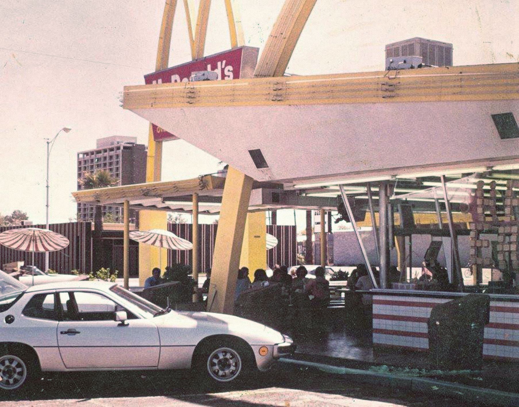 Jednorázové užití / Fotogalerie / Historie McDonald's / McDonald's Int.