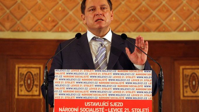 Jiří Paroubek na ustanovujícím sjezdu LEV 21