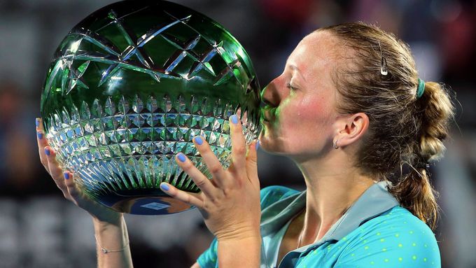 Podívejte se na fotografie a video z pátečního finále turnaje v australském Sydney, který ovládla Petra Kvitová