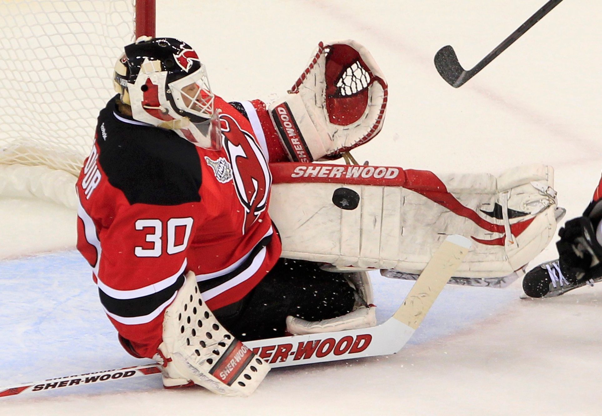 Druhé utkání finále NHL mezi New Jersey a Los Angeles (Brodeur)