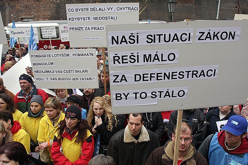 Skláři demonstrují před vládou