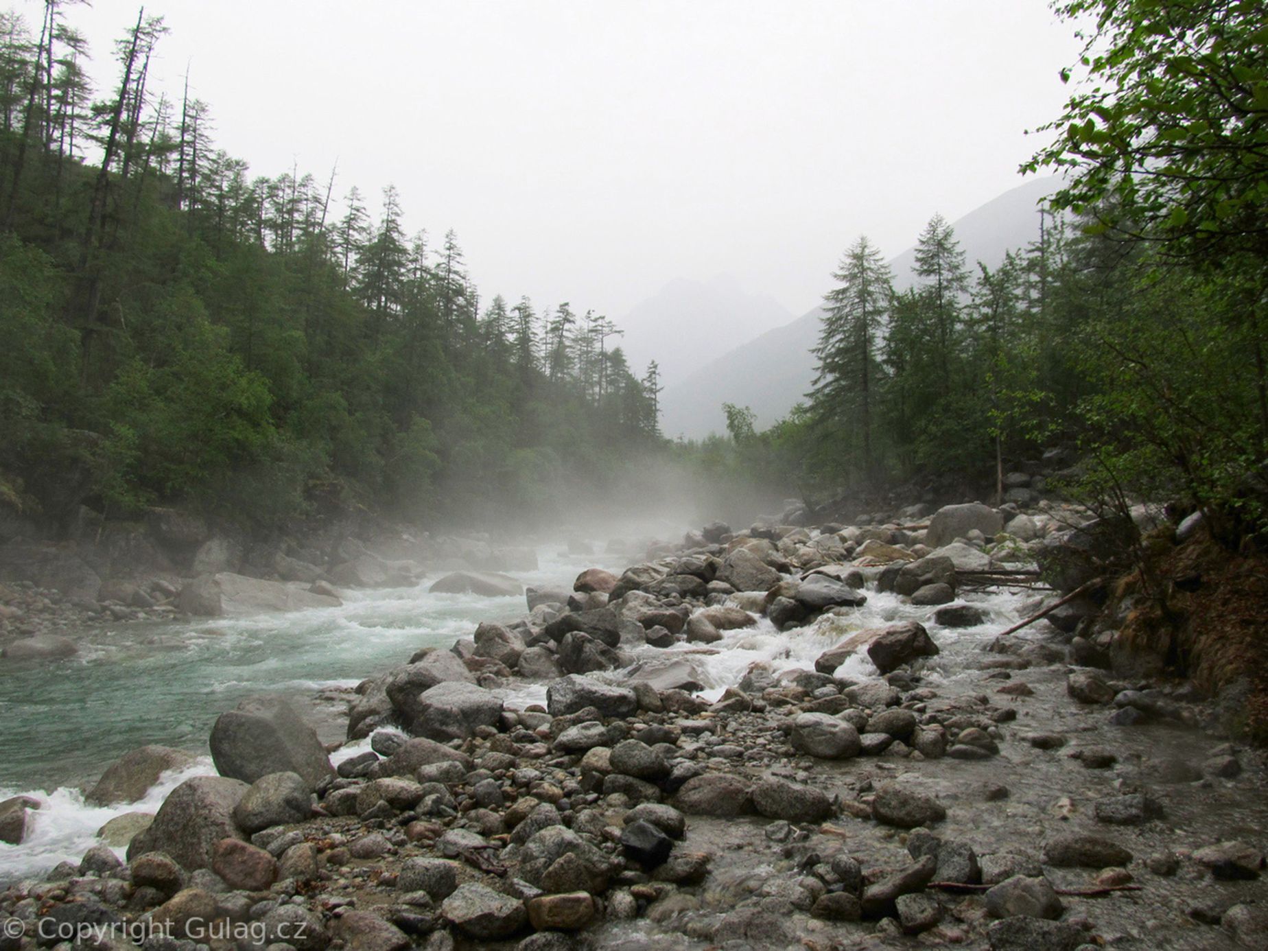 Řeka Střední Sakukan
