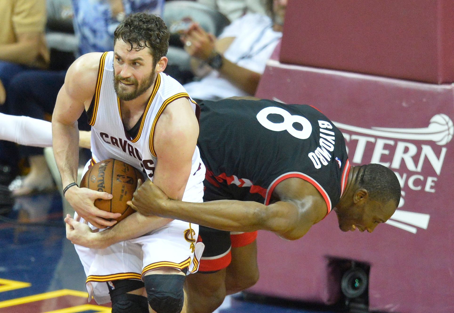NBA: Toronto Raptors vs Cleveland Cavaliers (Kevin Love, Bismack Biyombo)