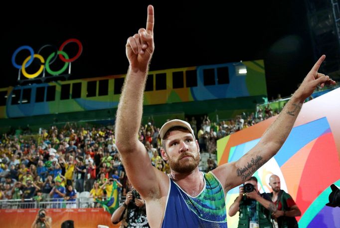 OH Rio 2016: Plážový volejbal můžů ovládli Brazilci Bruno a Alison