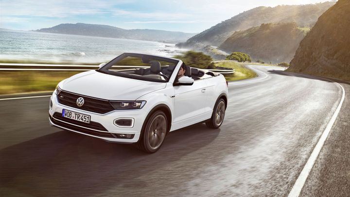 Automobilový kříženec všech kříženců. VW T-Roc může být zároveň SUV i kabriolet