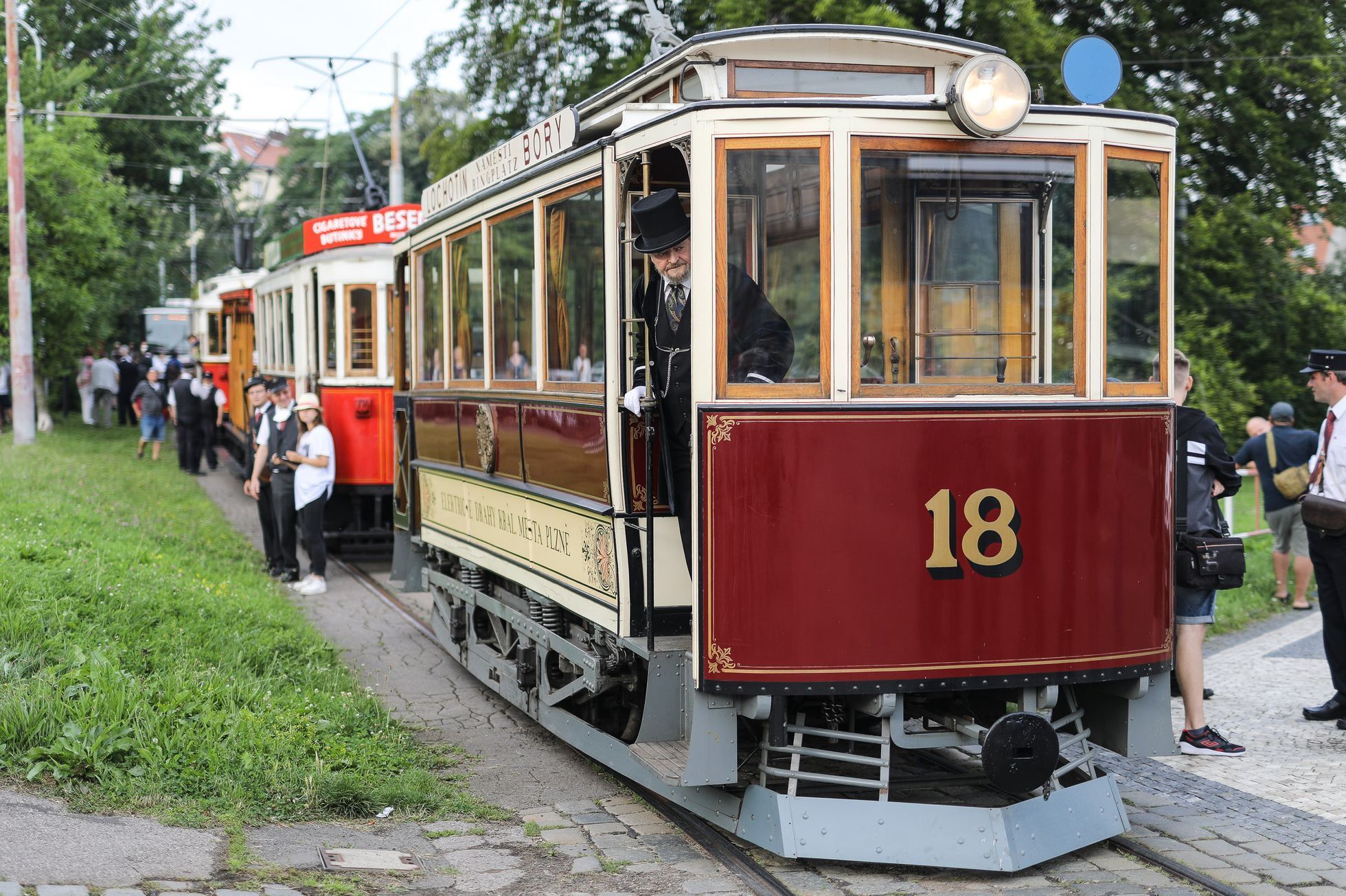 Průvod tramvají, 130 let výročí, Praha, tramvaj, MHD, DPP, šotouš