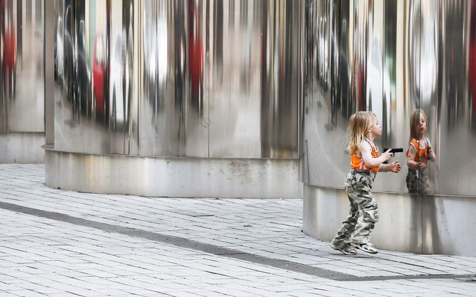 Vítejte v Pragolandu. Turistická Praha na fotkách