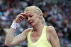 Wimbledonská vítězka Novotná trénuje tenistku Krejčíkovou