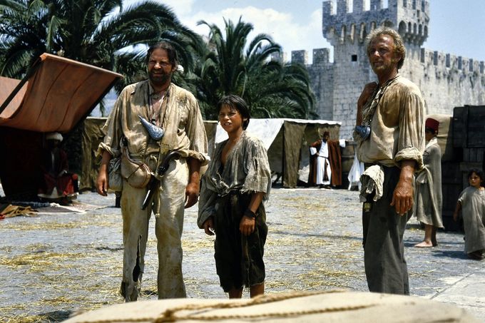 Andreas Mannkopff, Monte Markham a Patrick Bach jako Jack v seriálu Jack Holborn (1981).