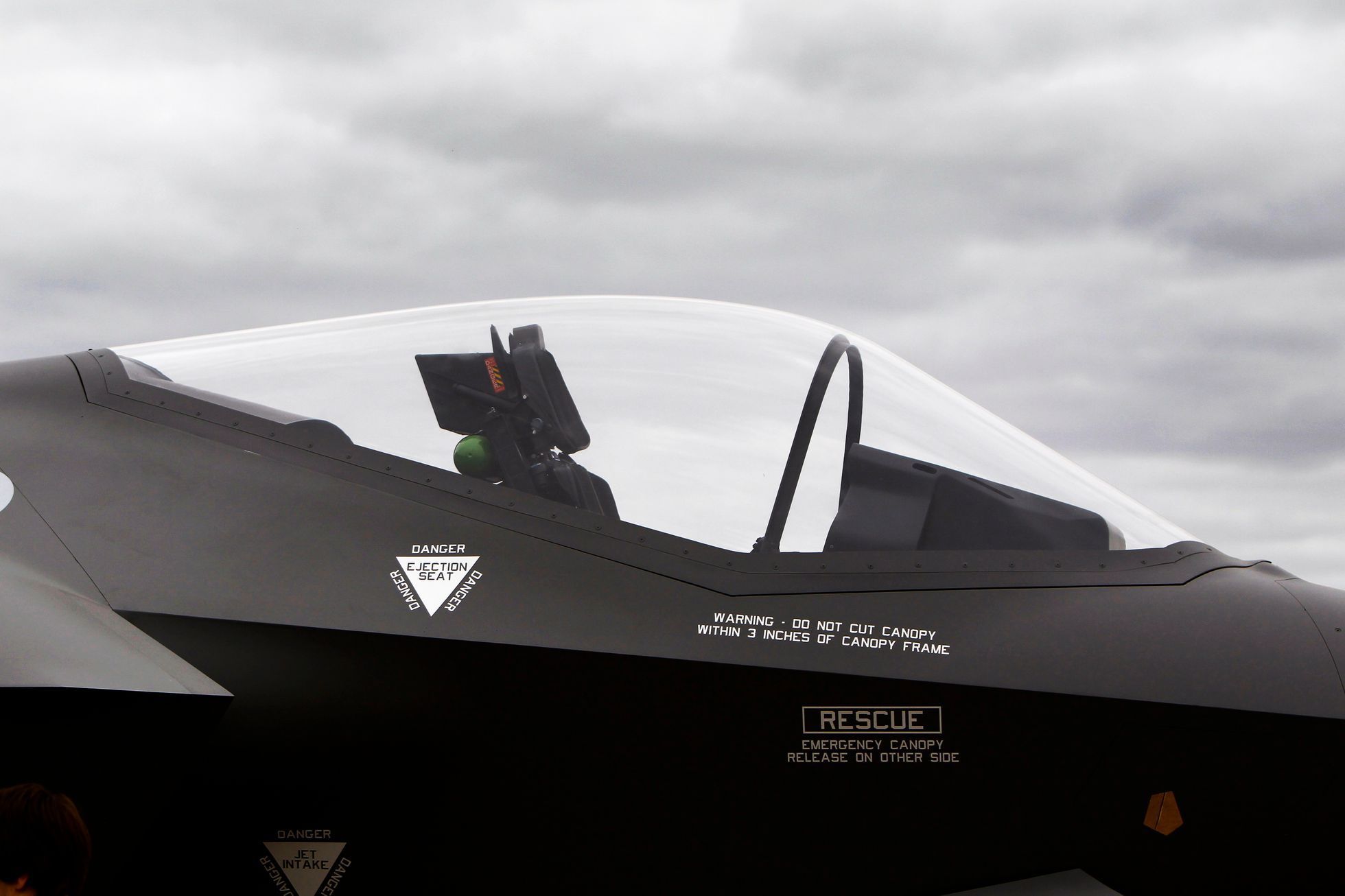 Stíhací letoun F35, F35, stíhačka, USA, letectvo, nákup, obrana, protivzdušná obrana